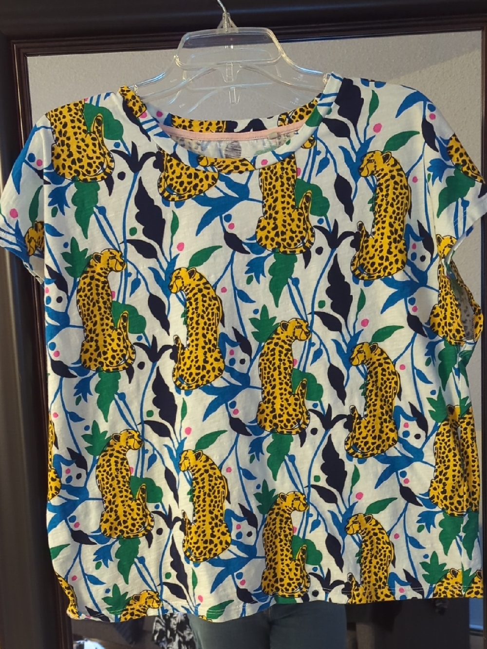 Boden Cheetahr Leaf Print Tee with Pink Logo Size L